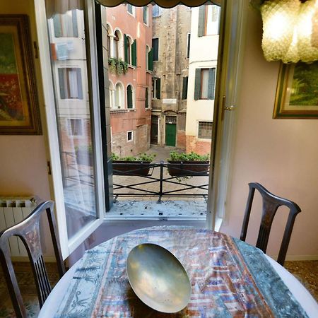 Ve.N.I.Ce. Cera Casa Del Sol Appartement Venetië Buitenkant foto