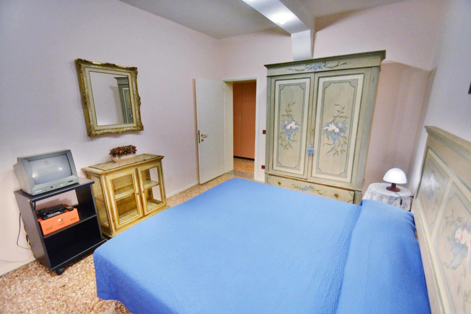 Ve.N.I.Ce. Cera Casa Del Sol Appartement Venetië Buitenkant foto