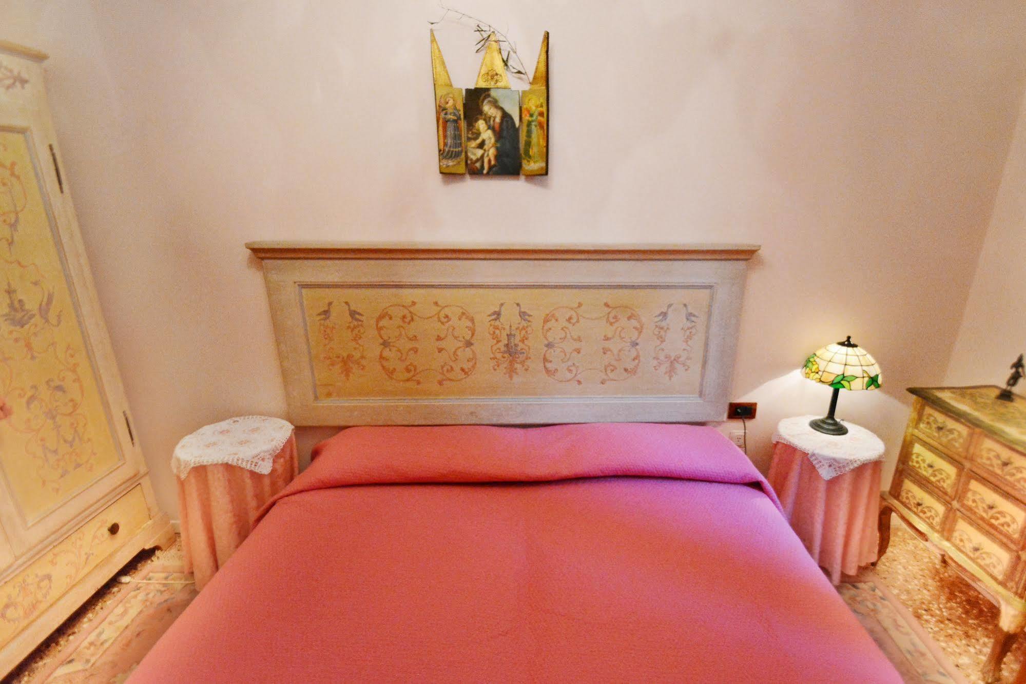 Ve.N.I.Ce. Cera Casa Del Sol Appartement Venetië Buitenkant foto
