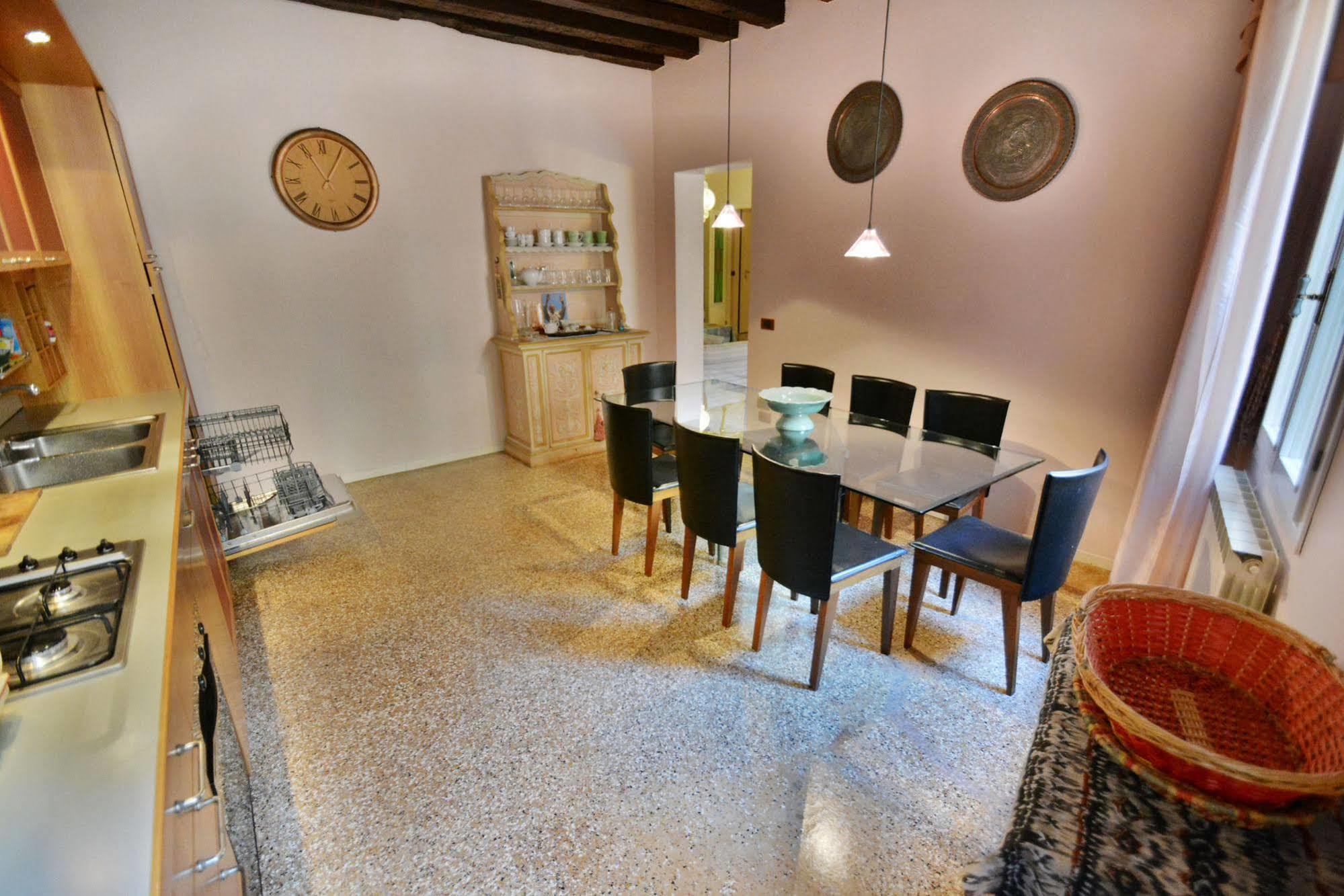 Ve.N.I.Ce. Cera Casa Del Sol Appartement Venetië Buitenkant foto